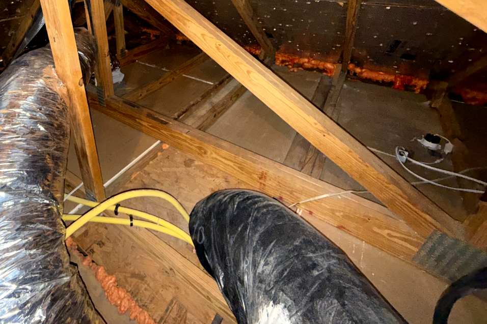 Emerald Home Solution - Attic Cleanup