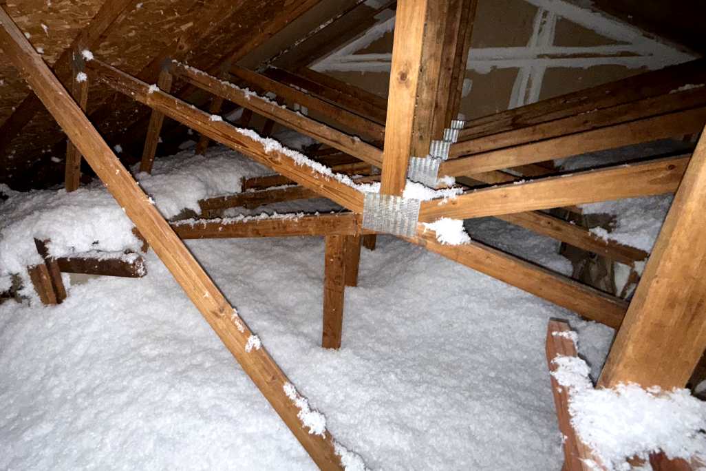 Emerald Home Solution - Attic Cleanup