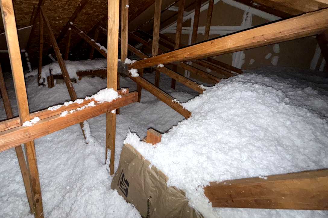 Emerald Home Solution - Attic Cleanup